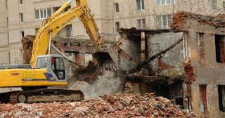 Демонтаж фасада в Саянске: цены за м2 от 362 рублей | Сварной-Сск