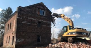 Демонтаж кирпичного дома Саянск, цена от 2941 руб.
